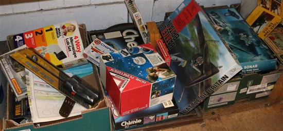 Microscope, mixed toys, Meccano etc
